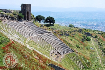 The 10,000 Seat Theater, Pergamos
